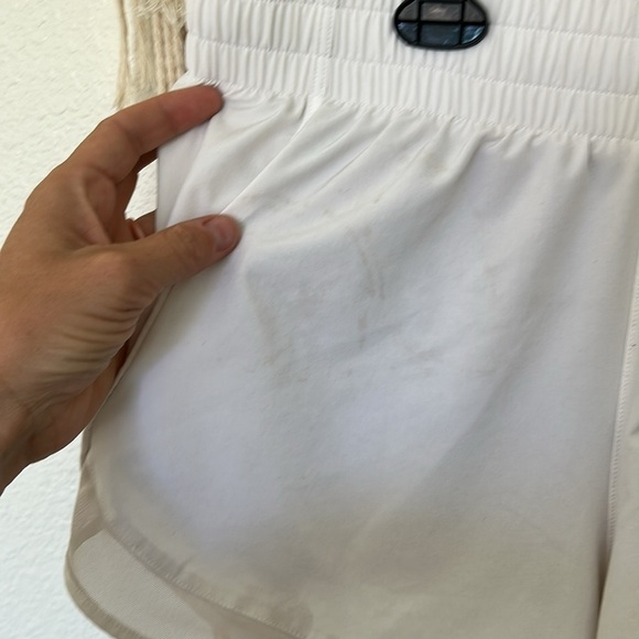 Athleta small Women's White Shorts liner - Picture 3 of 5